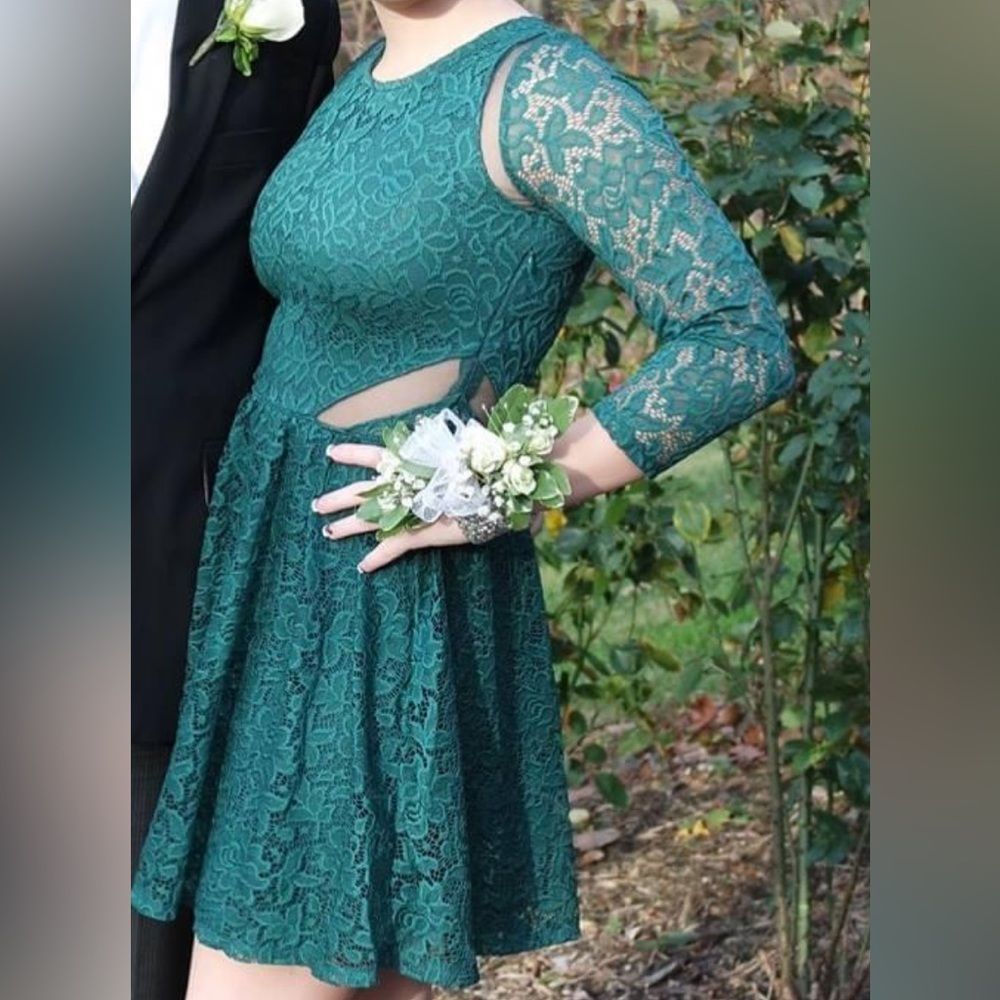 Dark Green Long Sleeve Abercrombie Dress Homecoming